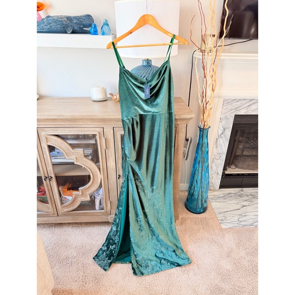 Marchesa Notte Dresses & Skirts - Marchesa Notte Cowl-Neck Embroidered Velvet Gown in Sage Green Size 4